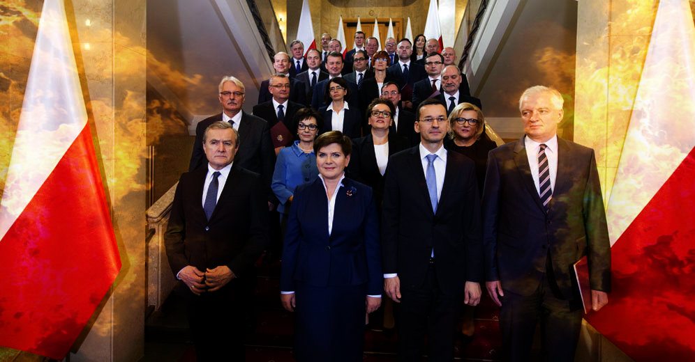 Szokujące szczegóły rekonstrukcji PiS! Znikną CAŁE MINISTERSTWA, nie ma już wątpliwości
