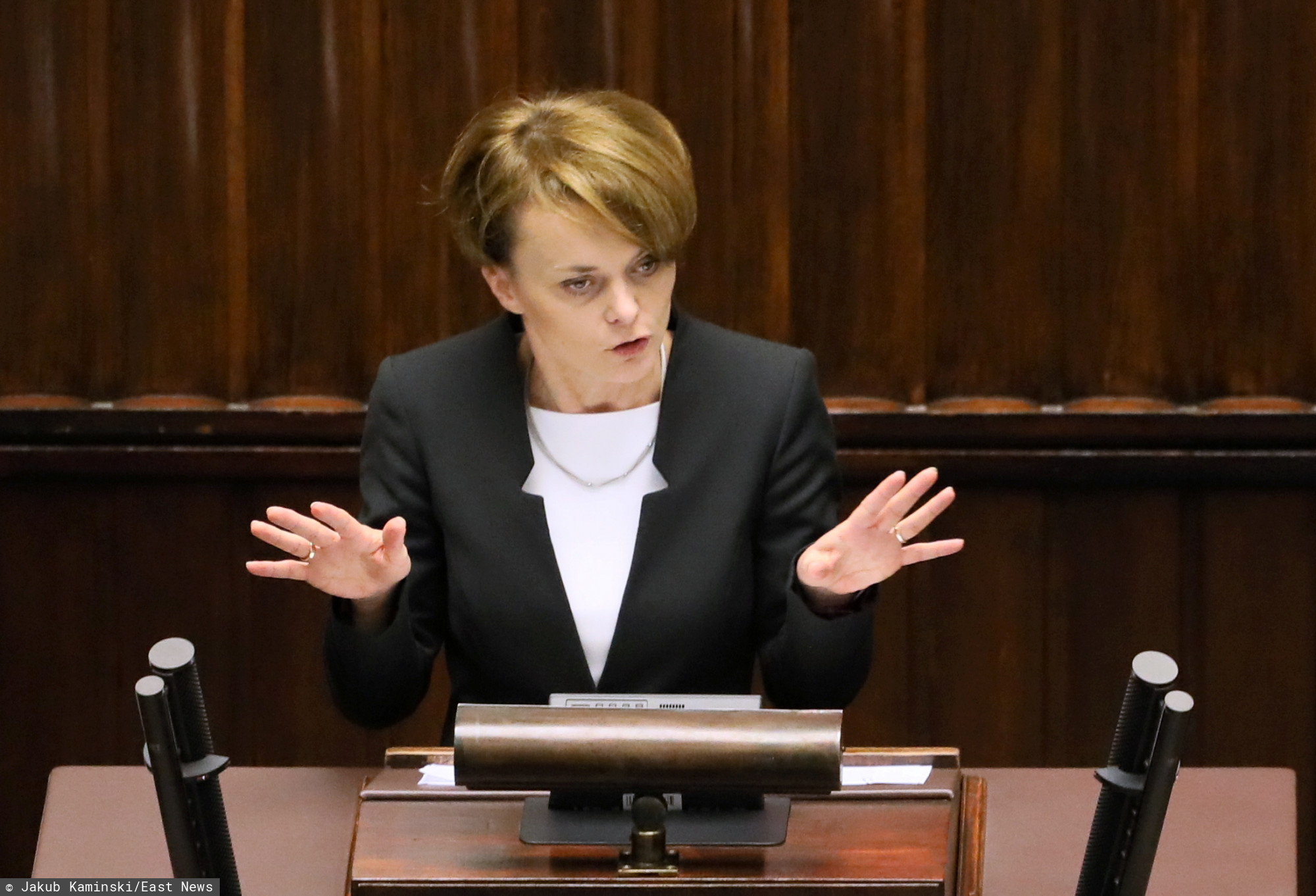 Emilewicz oficjalnie ogłosiła. Wiadomo już, co z zakazem handlu w niedziele