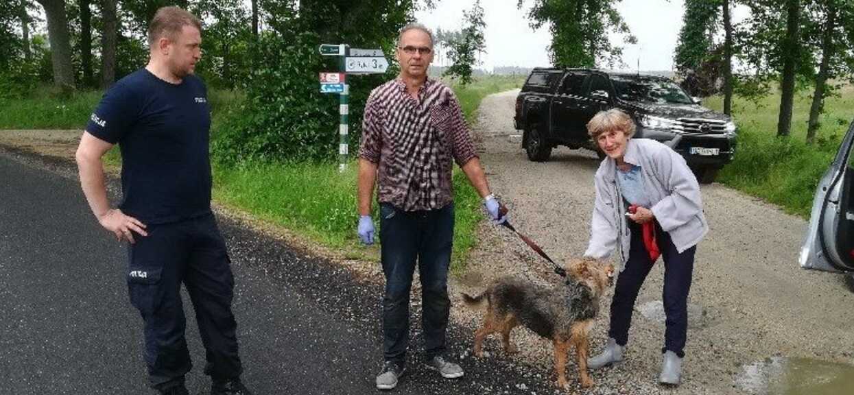 83-letniego staruszka znaleziono po 3 dniach w niebywałym miejscu. Policjanci nie mogli uwierzyć, co wtedy robił jego pies