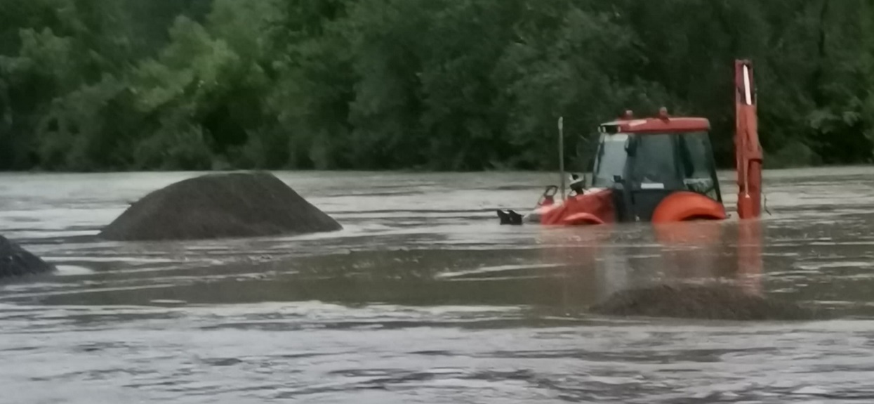 Sytuacja jest katastrofalna. Część Polski objęta czerwonymi alertami, wprowadzono najwyższy możliwy stopień zagrożenia