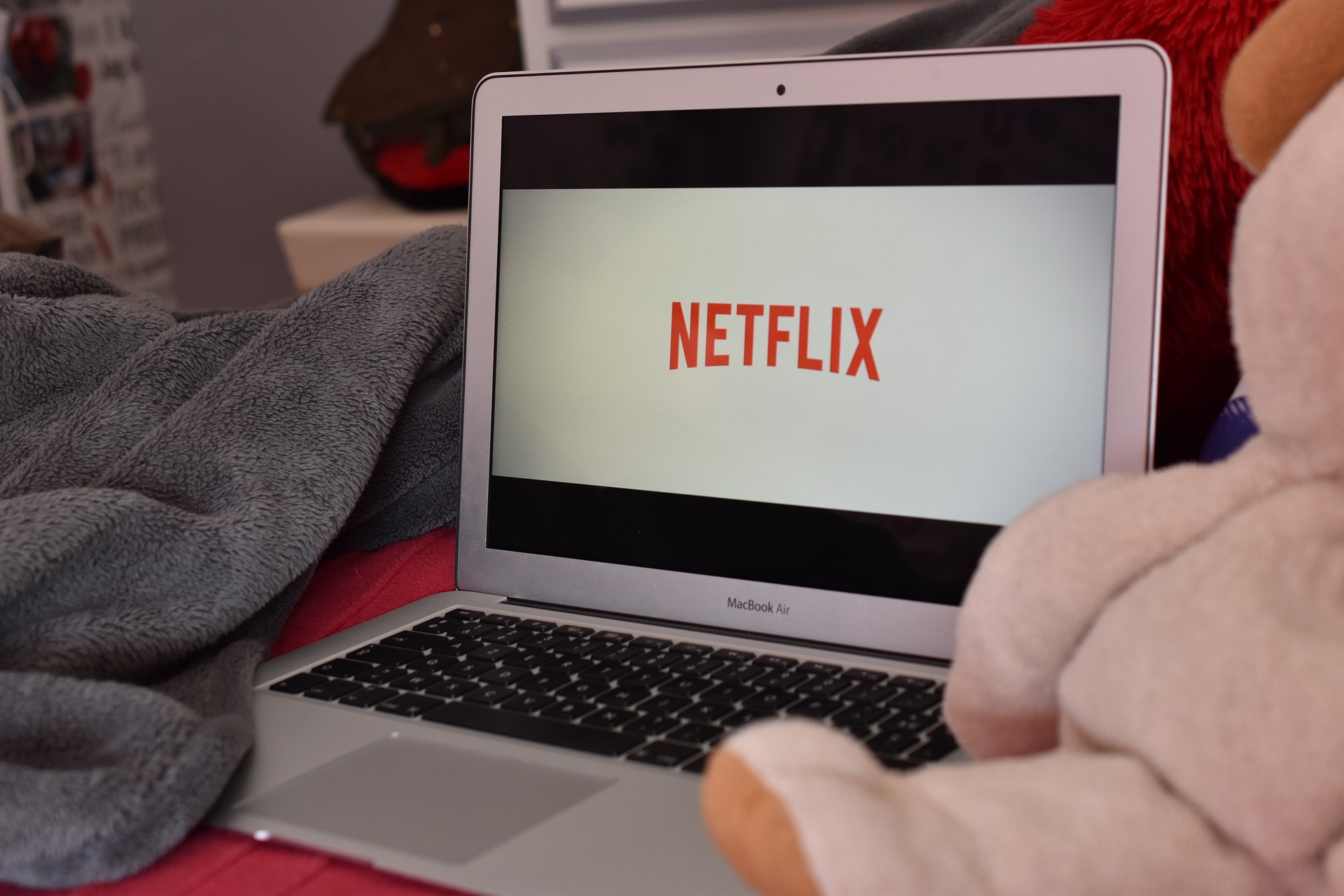Netflix Party, czyli serwisy streamingowe w czasie pandemii koronawirusa