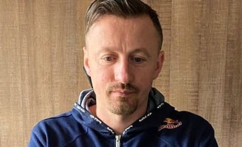 Zarażony koronawirusem Adam Małysz nagle zabrał głos. W sieci pojawiło się zdjęcie, wszystko musiał wytłumaczyć