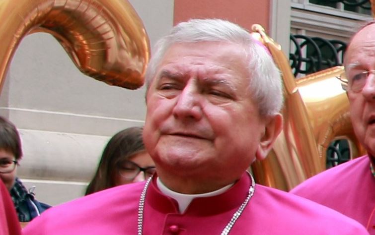 Biskup Edward Janiak na wylocie. Papież Franciszek ma już dość, podjął właśnie decyzję najwyższej rangi