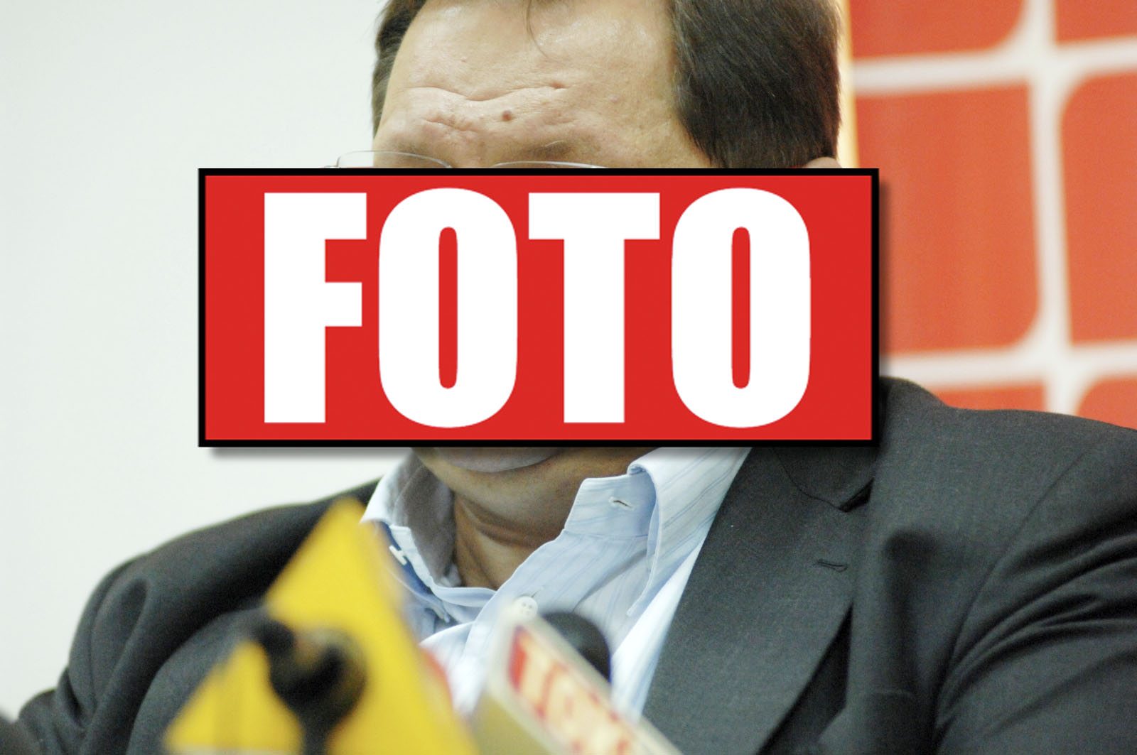 Nietypowy apel Kalisza. Chodzi o jego młodą żonę