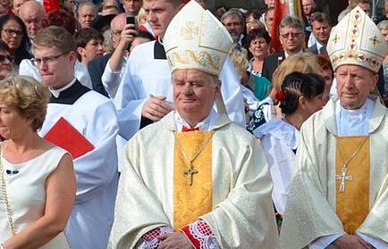 Nie mieści się w głowie, kolejny polski biskup tuszował pedofilię? Watykan bada sprawę