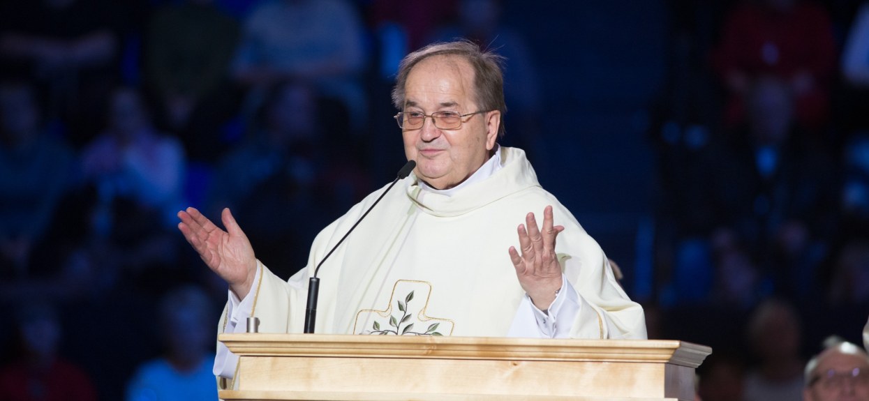 Ujawniono, ile zarabia się w Radiu Maryja. Kwoty robią wrażenie, wielu chciałoby tyle mieć