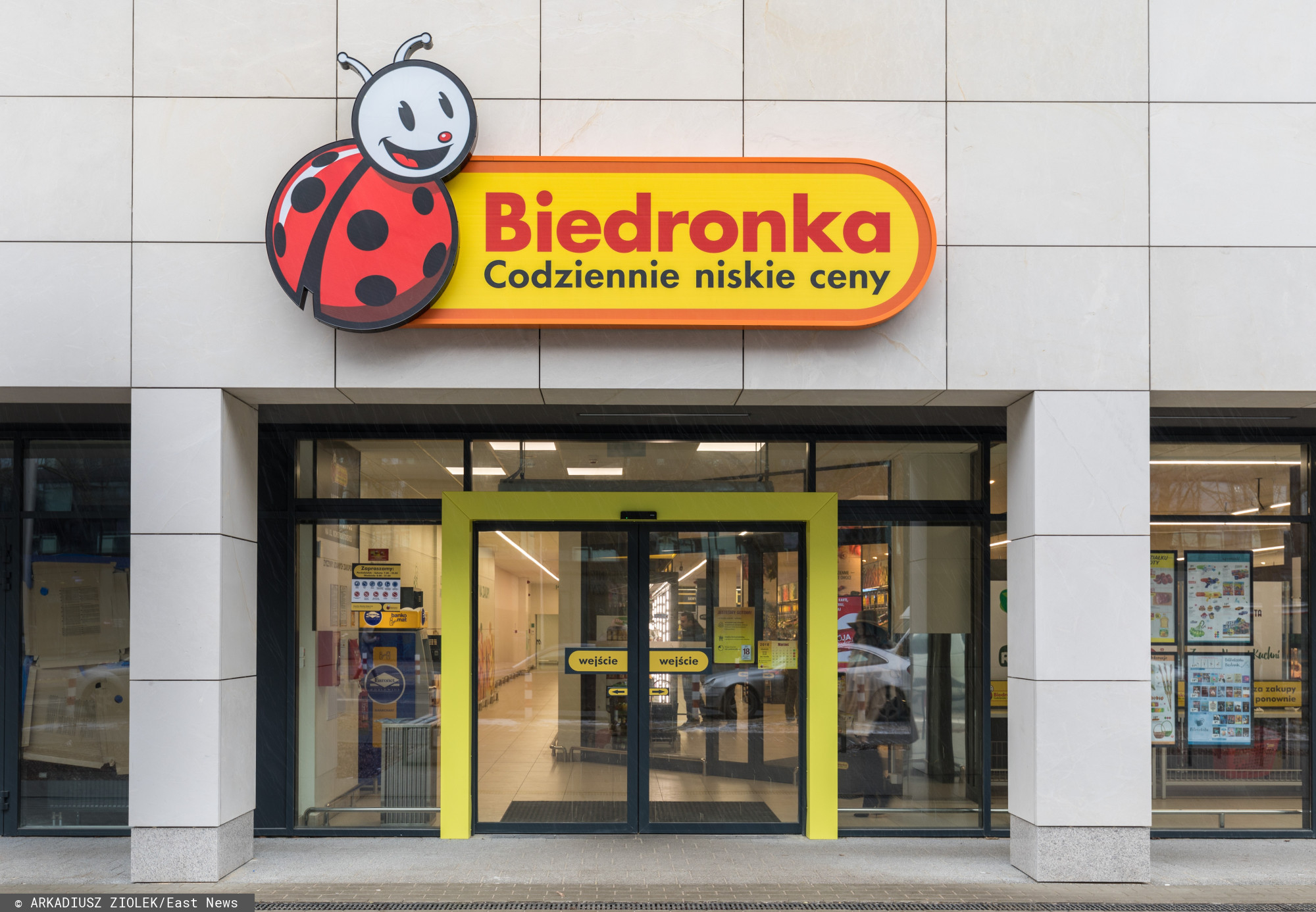 Porażające sceny pod Biedronką. Nie żyje jedna osoba