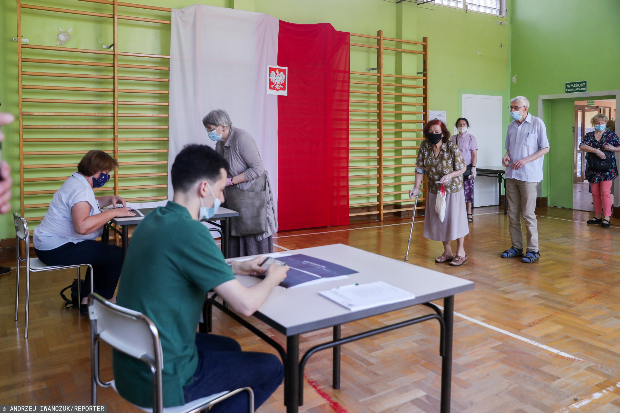Komisje wprowadzają własne przepisy? Oficjalne są inne