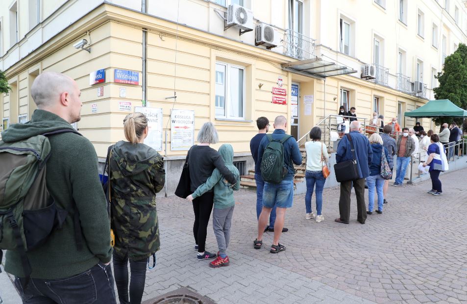 Niespodziewane rozstrzygnięcie w Warszawie. Ujawniono prawdę o głosowaniu