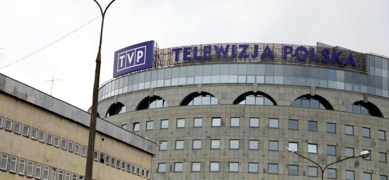 Czy TVP powinna dostawać dodatkowe pieniądze publiczne poza abonamentem RTV?
