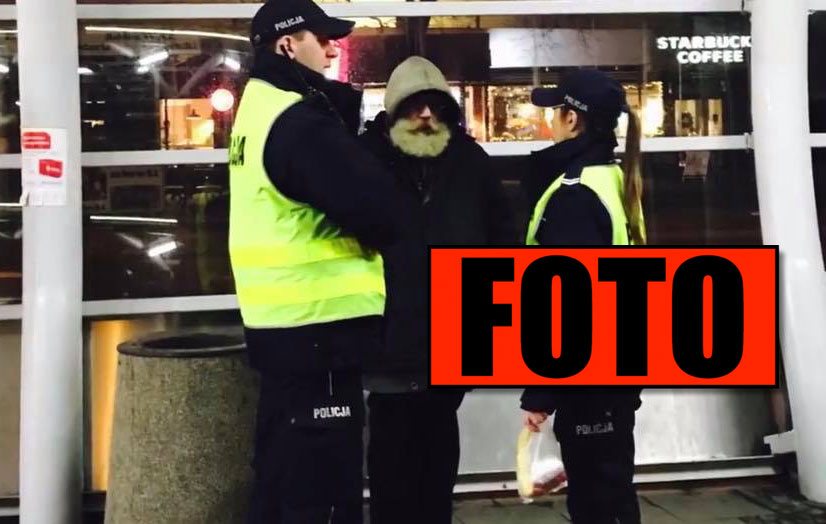 Chajzer nie może powstrzymać łez. Policjanci podeszli do bezdomnego, a potem...