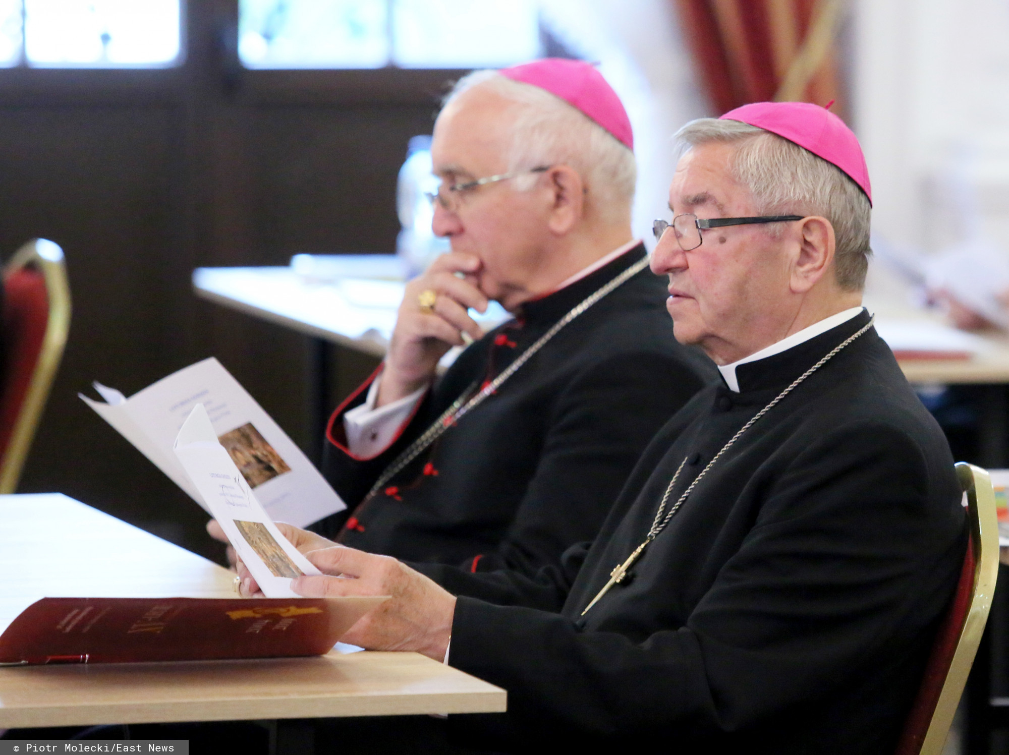 Ksiądz zgwałcił Agnieszkę w saunie. Abp. Głódź twierdzi, że nie pamięta