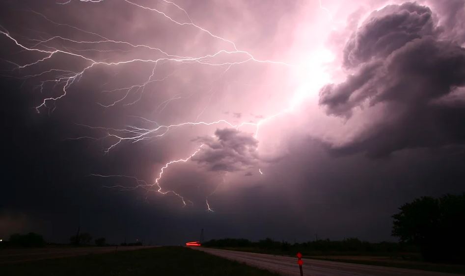 Państwowa instytucja ostrzega centralną i południową Polskę. Niebezpieczeństwo jest realne