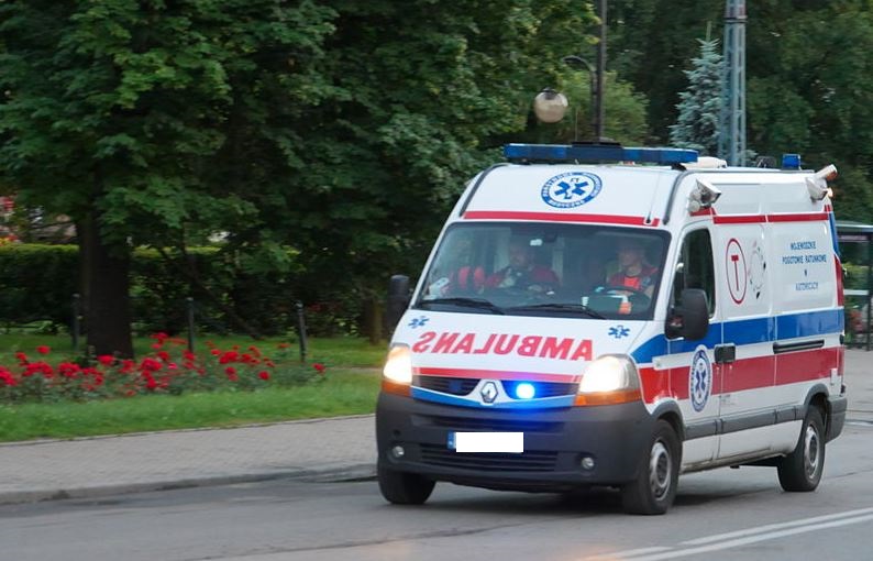 Tragedia na południu Polski. Ojciec i syn w ciężkim stanie, trwa walka o ich życie