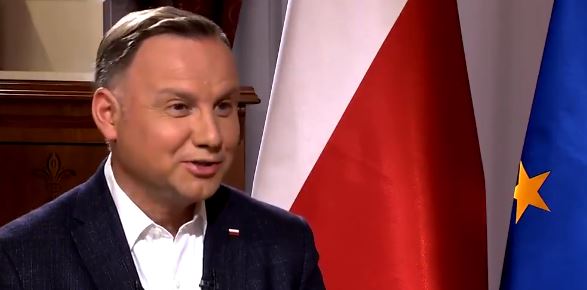 Przyłapali Andrzeja Dudę, nie miał pojęcia, że ktoś patrzy. Wydało się, jak spędza wolny czas