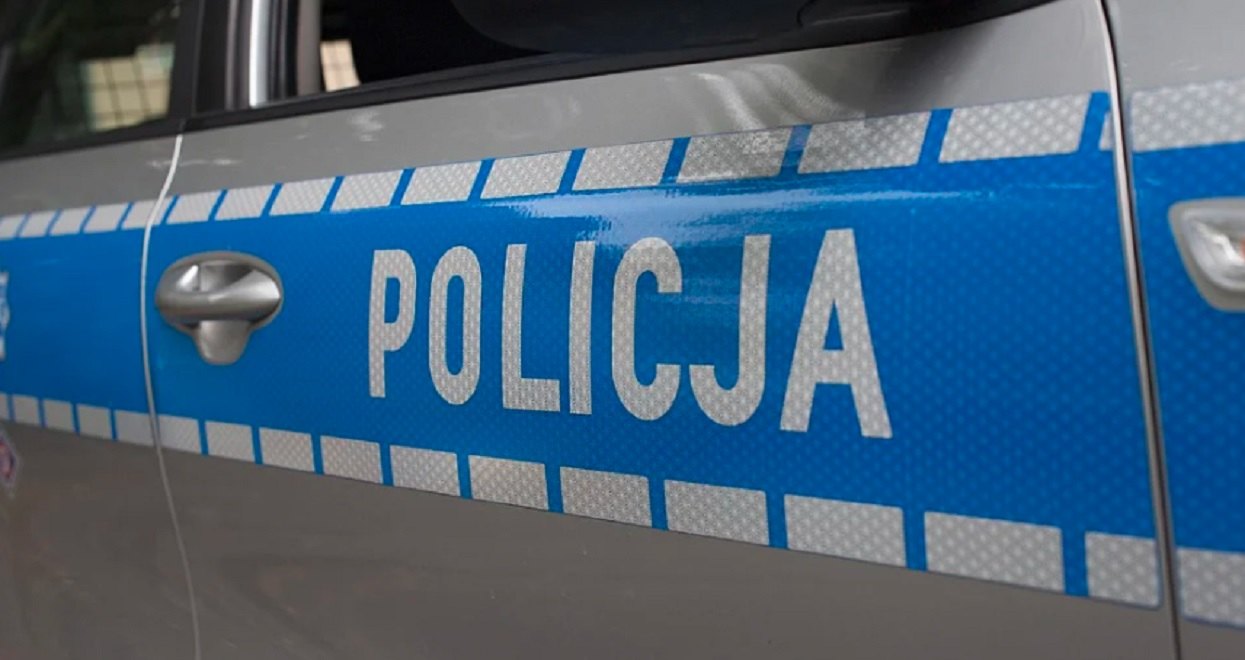 Niemal każdy Polak robi codziennie jedną drobną rzecz na ulicy. Można za nią dostać ogromny mandat