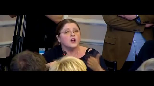 Pawłowicz w DZIKIEJ furii obraża posła mniejszości niemieckiej. Nawet marszałek musiał ją powstrzymać