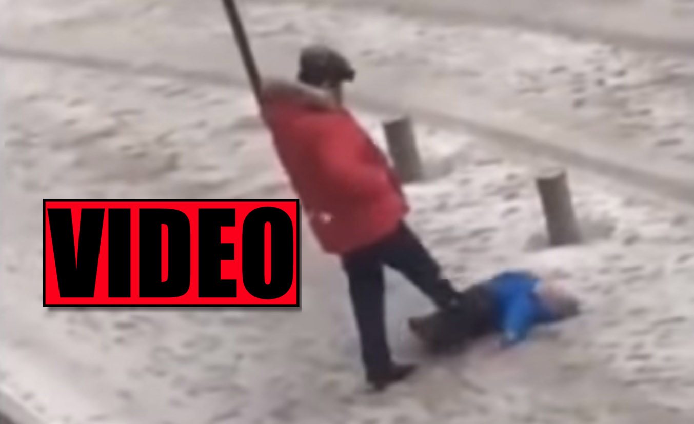 Wstrząsające! Kopał dziecko, bo... nie mogło wstać z oblodzonego chodnika