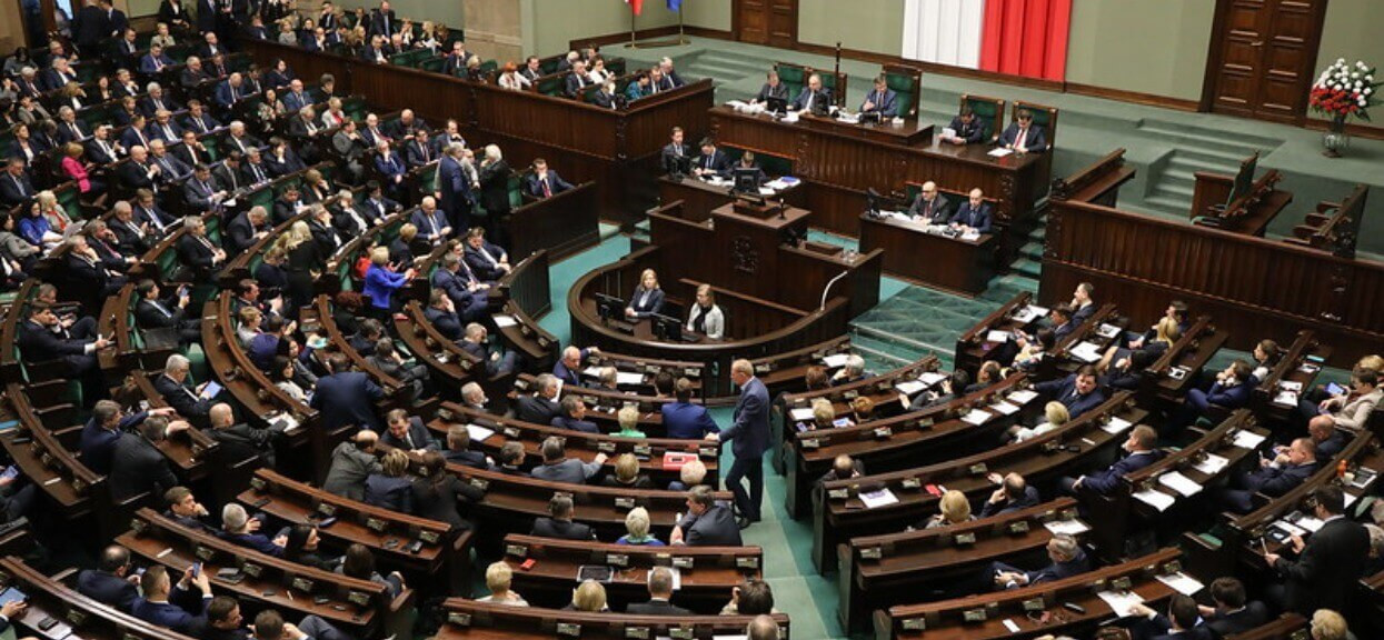 Nagła decyzja rządu, zdążyli w ostatniej chwili. Już od jutra wielka zmiana dla wielu Polaków