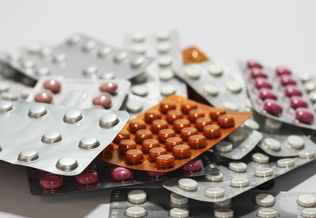 Farmaceuci chcą zakazu sprzedaży leków bez recepty