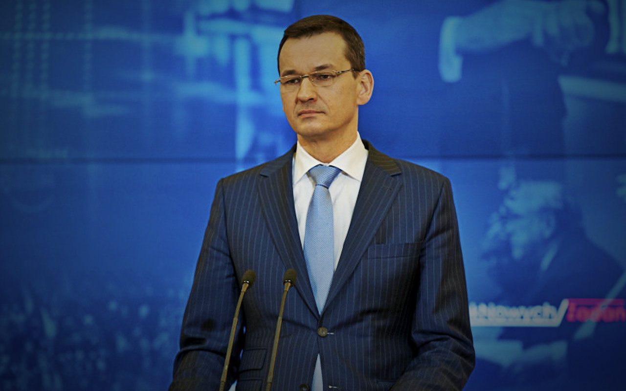 Oto pierwszy problem Morawieckiego. Miażdżące Polskę opinie przyjęte