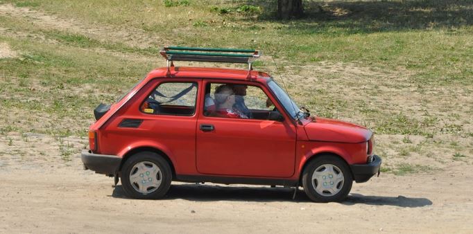 Kto z Was zdawał egzamin na prawo jazdy w "maluchu"?