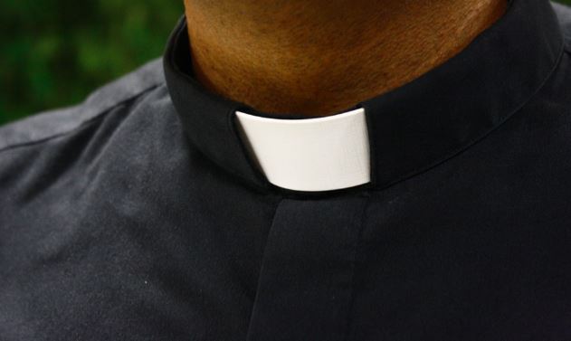 Księża też płacą podatki. Ich kwota zwala z nóg, można tylko pozazdrościć