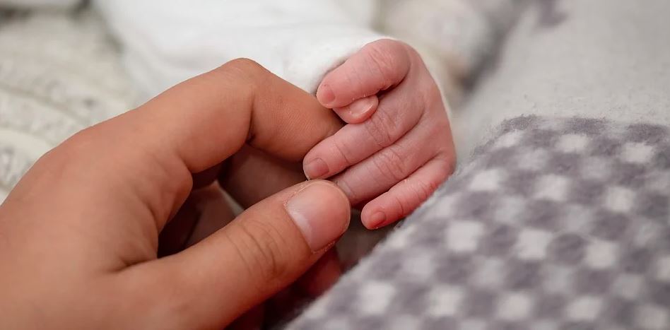 Lekarze nie mogli uwierzyć, gdy dziewczynka przyszła na świat. Największa w Polsce, zdjęcie zwala z nóg