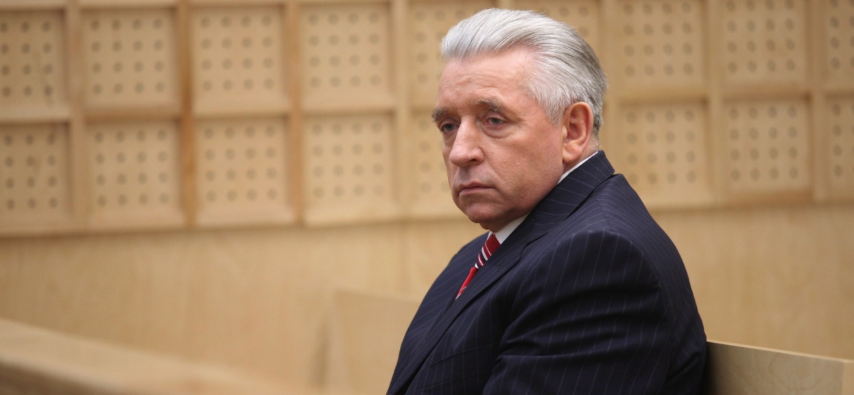 Widok odbiera mowę. Mamy zdjęcia grobu Andrzeja Leppera w 9. rocznicę jego tragicznej śmierci