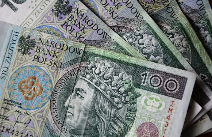 Czy 500 plus powinno być waloryzowane podobnie jak emerytury?