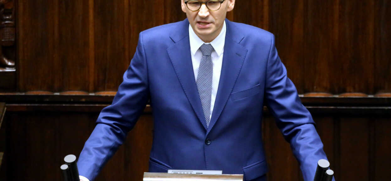 Sytuacja jest bardzo napięta, coraz więcej niebezpieczeństwa. Premier Morawiecki zwołał spotkanie na najwyższym szczeblu