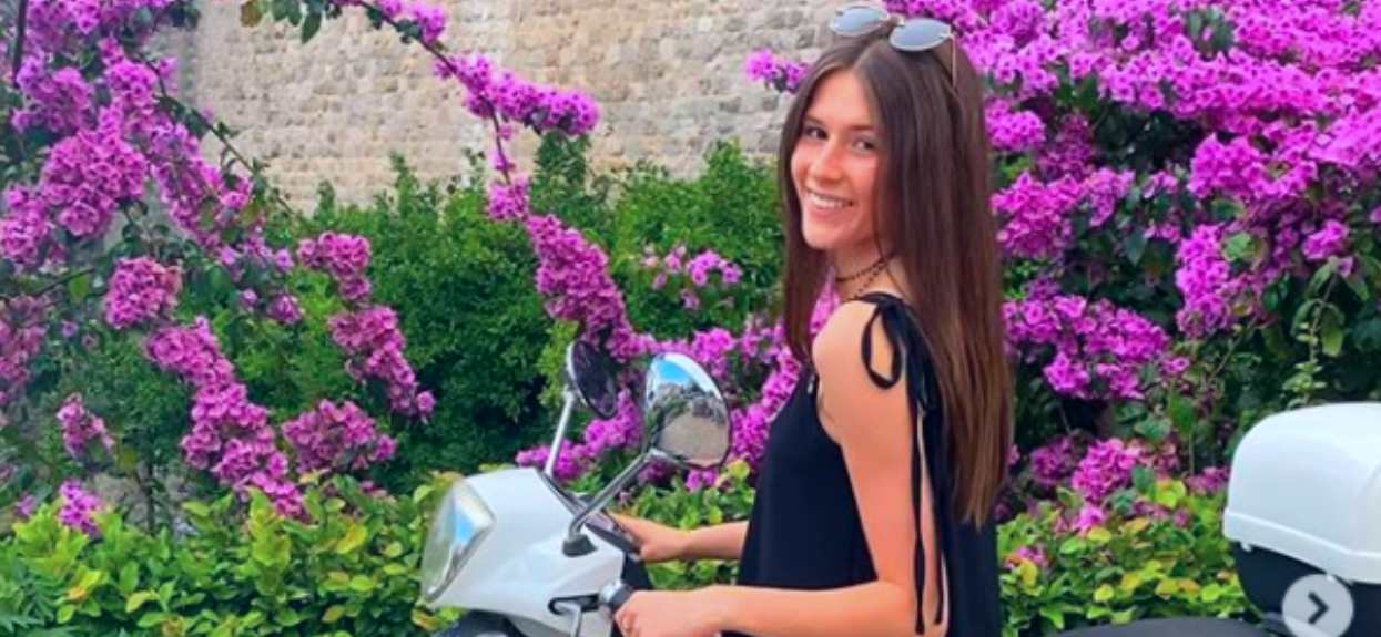 Zdjęcia z wakacji Roksany Węgiel w sieci. Fani zaniemówili, ona ma dopiero 15 lat
