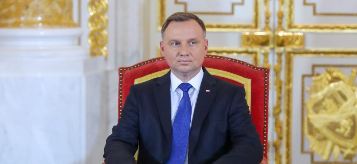 Andrzej Duda miał groźny wypadek. Komentarz eksperta zwala z nóg, nikt nie miał pojęcia