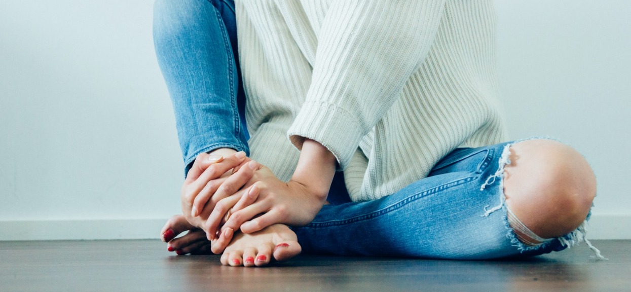 Naciśnij paznokieć dużego palca i obserwuj przez 5 sekund. Niebezpieczne objawy dotykają coraz więcej osób