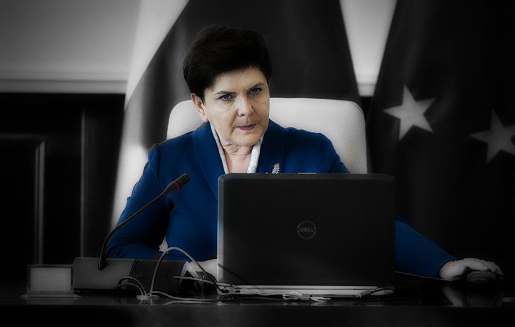 Roztrzęsionej Szydło puściły nerwy. PiS robi wszystko, by usunąć TEN wpis byłej premier
