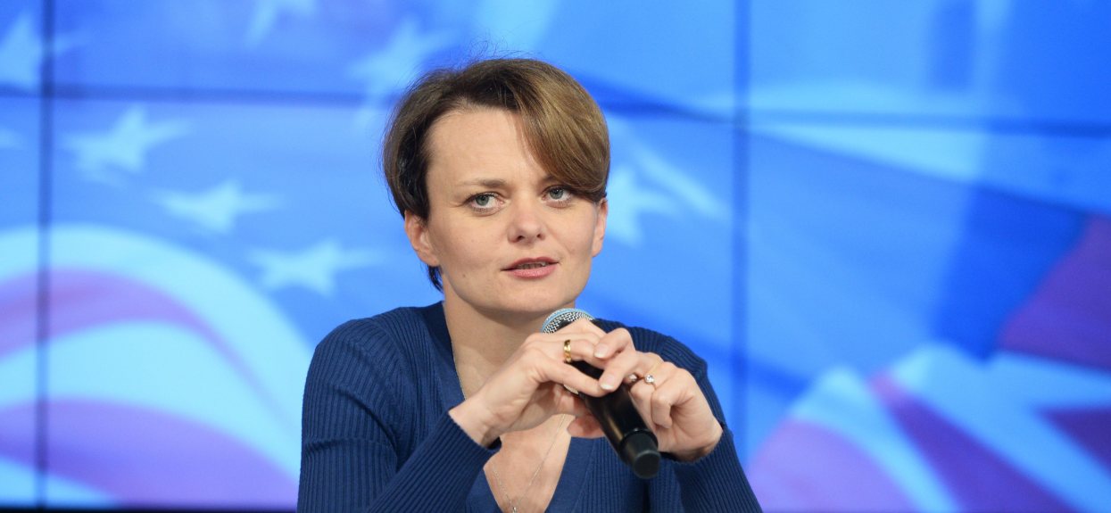 Polacy odzyskają swoje pieniądze dopiero za kilka tygodni. Wicepremier nie ma żadnych złudzeń