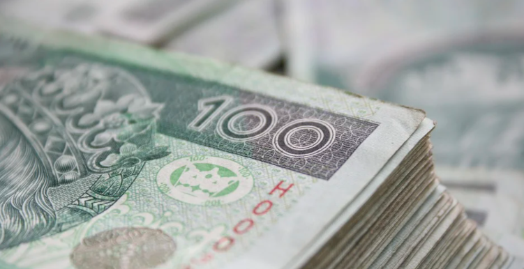 ZUS rozważa wprowadzenie kolosalnej zmiany w 13. i 14. emeryturach. Ekspert nie ma wątpliwości