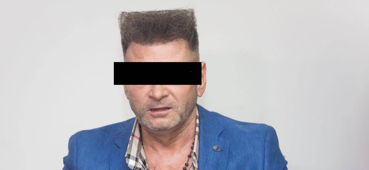 Krzysztof R. stanie przed sądem. Ogromne problemy znanego detektywa