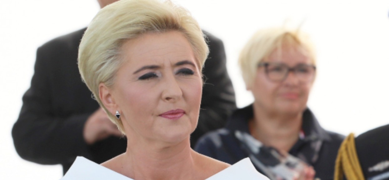 Zastanawiali się, gdzie podziała się Agata Duda. Ujawniono zdjęcia, została przyłapana