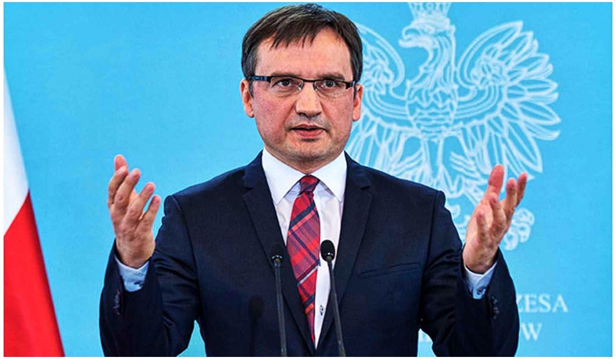 Himalaje żenady. 52 razy(!) próbowała zostać sędzią, a Ziobro właśnie zrobił z niej...