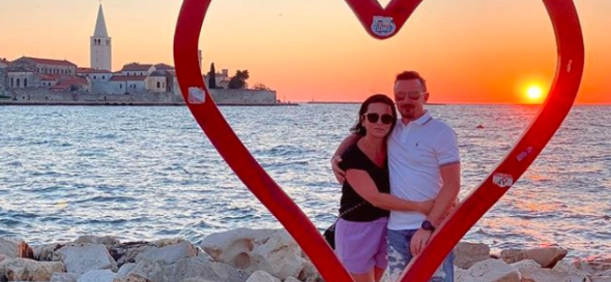 Żona Małysza pokazała zdjęcie z wakacji. Wszyscy patrzą tylko na jedno, zapomniała stroju kąpielowego?