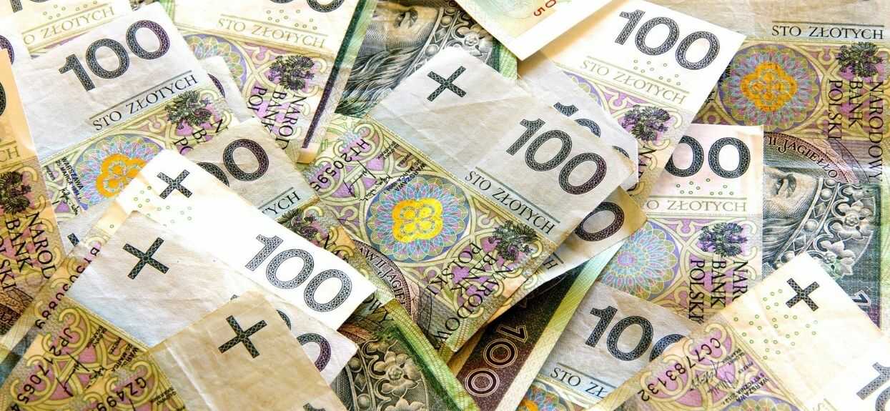 800 tysięcy osób dostanie pieniądze od ZUS. Co trzeba zrobić?