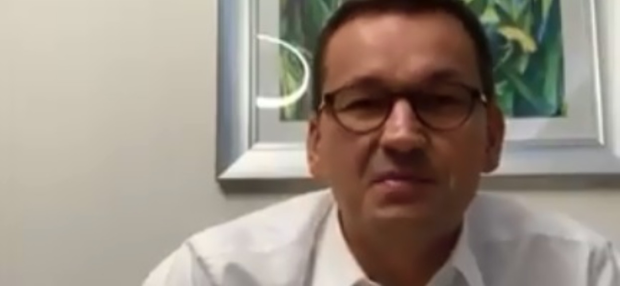 Wszystko pod osłoną nocy. Premier Morawiecki nagrał film z pilnym apelem do wszystkich Polaków