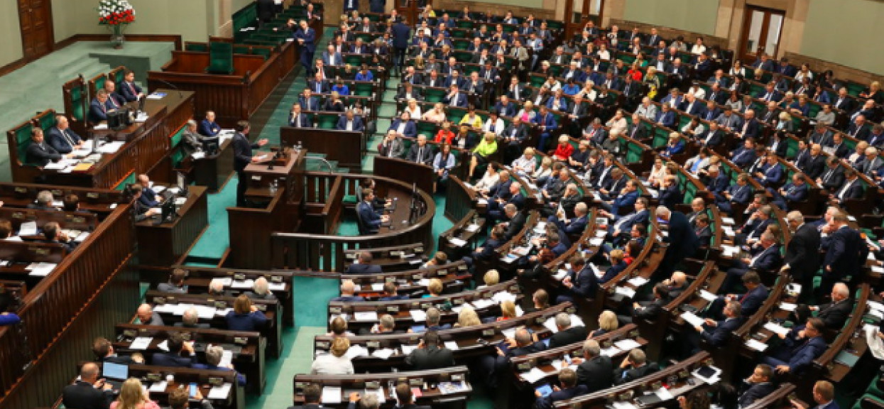 Ile twoim zdaniem powinien zarabiać poseł?