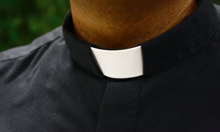 Ksiądz stanie przed sądem za wykorzystywanie dzieci. Przez 20 lat pozostawał bezkarny