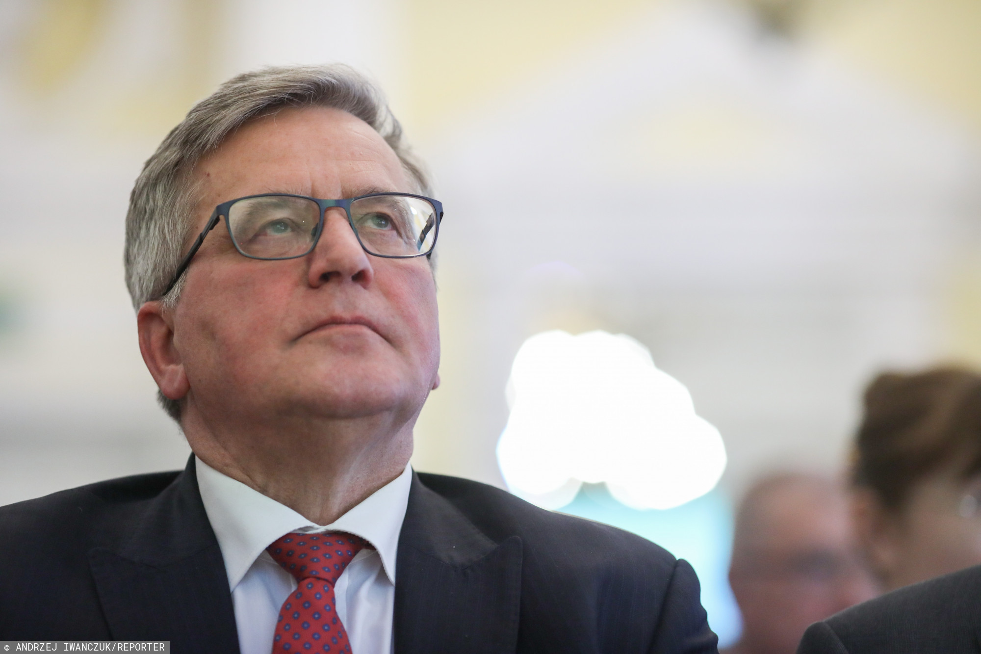 Właśnie się wydało. Bronisław Komorowski musiał przejść operację, współczujemy