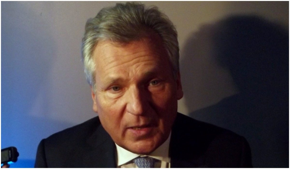 HIT! Prezydent Kwaśniewski radzi jak pić w Sylwestra. Padniecie ze śmiechu