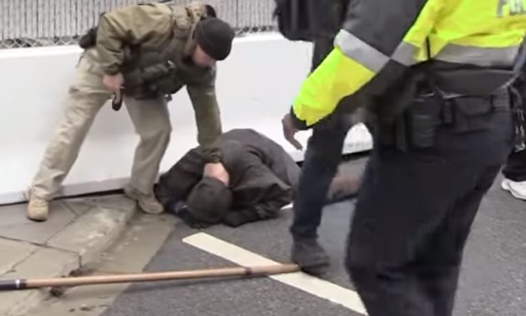 Nasz sąsiad właśnie zablokował granicę z Polską. Masowe protesty na ulicach