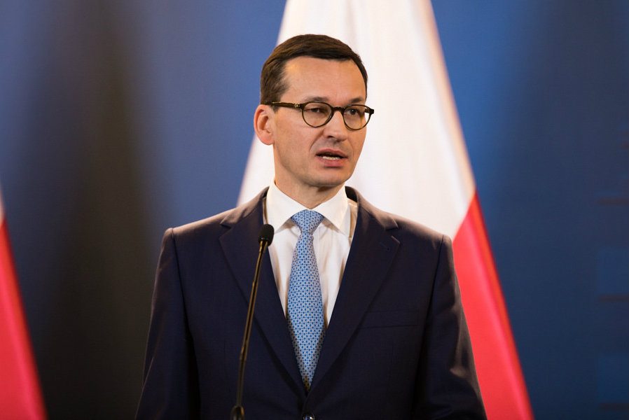 Sąsiedzi premiera Morawieckiego ujawniają: "On nas TRUJE!"