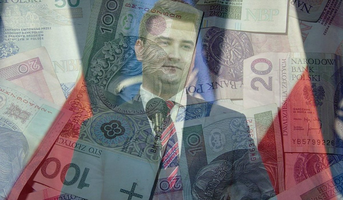 Ujawniona! Kwota jaką Misiewicz wydał w MIESIĄC na benzynę, powala